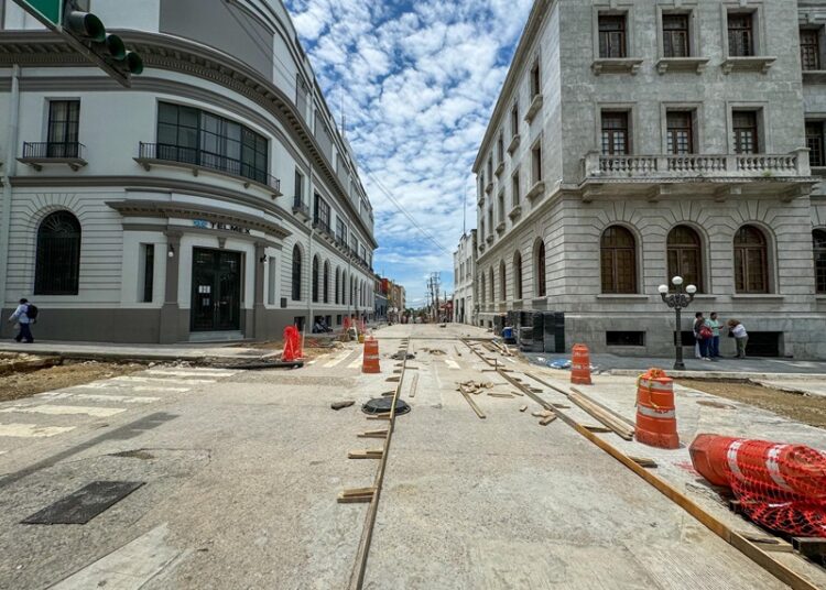 Avanza obra de vialidad semipeatonal en zona centro de Tampico