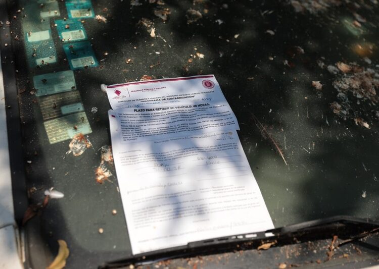 Avanza programa municipal de deschatarrización; retiran más de 500 vehículos en un mes