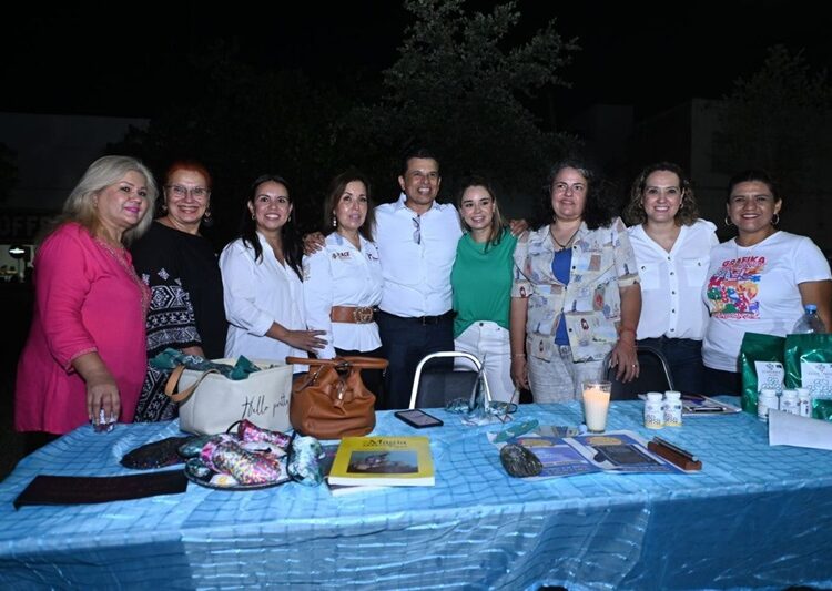 Celebran Día de la Juventud y Feria de Regreso a Clases en Libre 17 Te Quiero Más