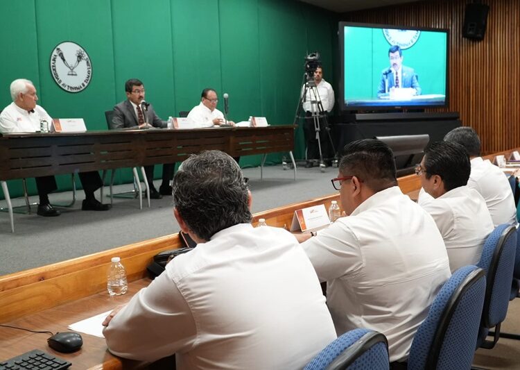 “Con honestidad y transparencia, la UAT fortalece su crecimiento”: Rector