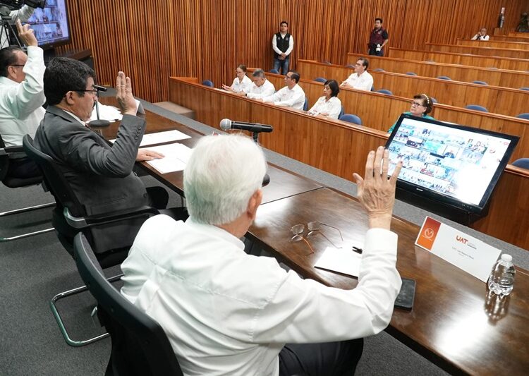 “Con honestidad y transparencia, la UAT fortalece su crecimiento”: Rector