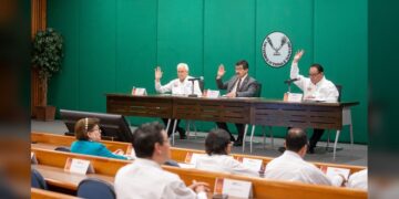 “Con honestidad y transparencia, la UAT fortalece su crecimiento”: Rector