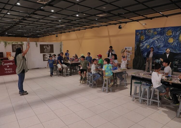 Culmina campamento de verano en el Centro Cultural de NLD