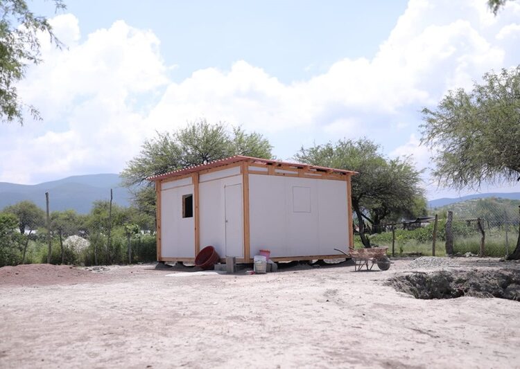 Atienden DIF Tamaulipas y Fundación Techo a nueve comunidades de Tula