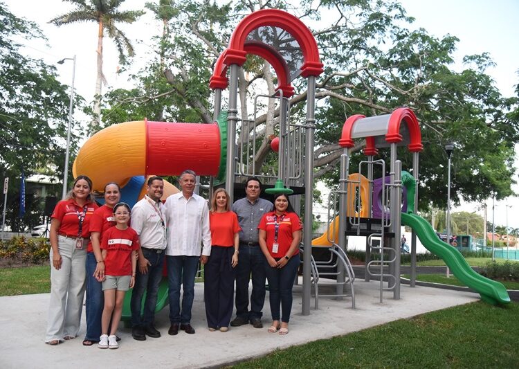 Entrega Chucho Nader modernización integral del parque Águila