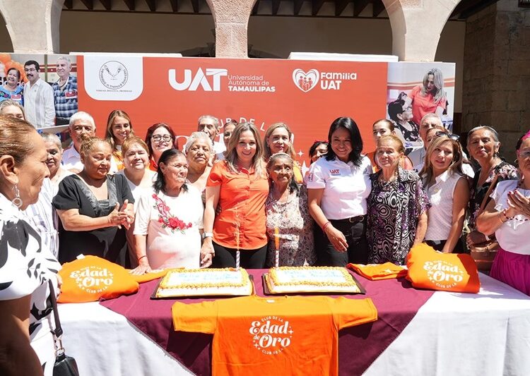 Festeja UAT al club universitario Edad de Oro en el ‘Día de los Abuelitos’