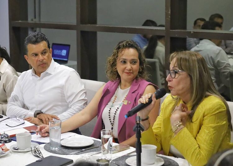Fortalecen Municipio y CANACO Victoria vínculo de colaboración