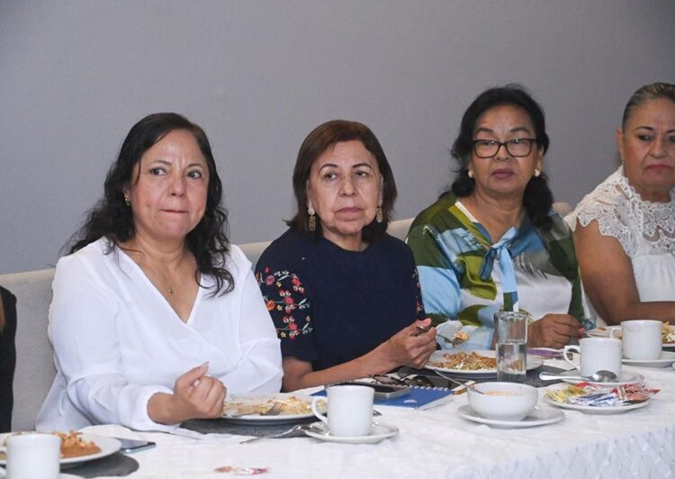Fortalecen Municipio y CANACO Victoria vínculo de colaboración