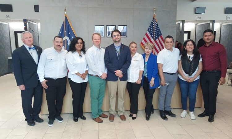 Beneficia tercera feria de pasaportes a 130 familias tamaulipecas con hijos nacidos en EE.UU