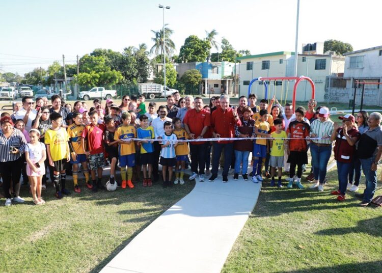 Inaugura AMM rehabilitación de parque deportivo en el Fracc. San Ángel