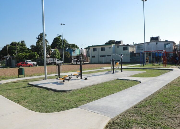 Inaugura AMM rehabilitación de parque deportivo en el Fracc. San Ángel