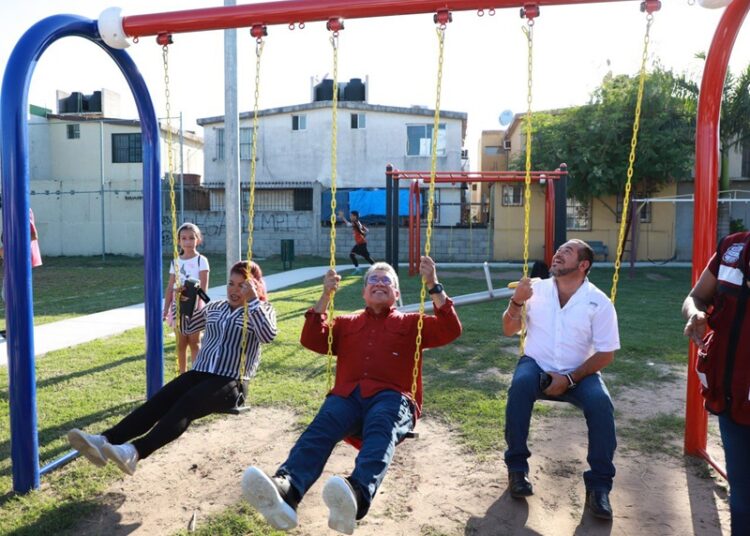 Inaugura AMM rehabilitación de parque deportivo en el Fracc. San Ángel
