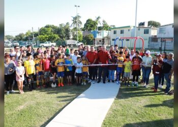 Inaugura AMM rehabilitación de parque deportivo en el Fracc. San Ángel