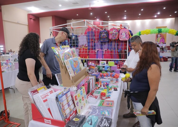 Inaugura Gobierno de NLD “Expo Regreso a Clases 2024”