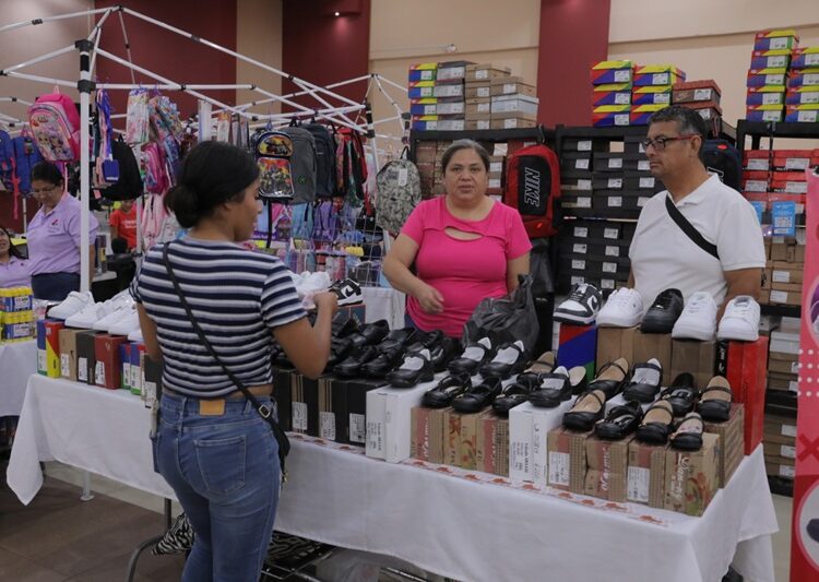 Inaugura Gobierno de NLD “Expo Regreso a Clases 2024”