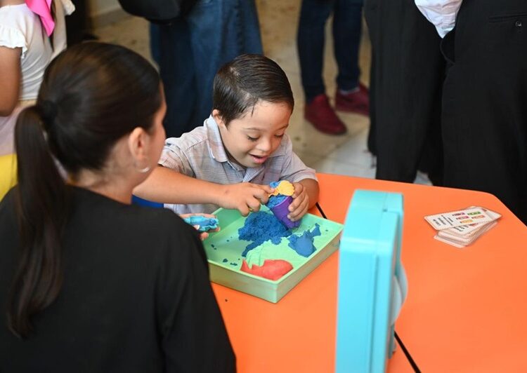 Inauguran Lucy y Lalo Gattás Centro Down del DIF Victoria