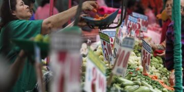 “Precios retroceden”: Inflación baja y se ubica en 5.16% la primera quincena de agosto