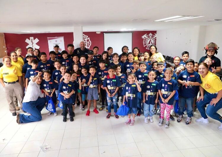 Inician 50 niños y niñas divertido campamento “Bombero Kid”