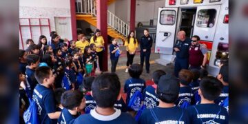 Inician 50 niños y niñas divertido campamento “Bombero Kid”