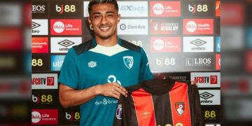Julián Araujo ficha por el Bournemouth por 5 años