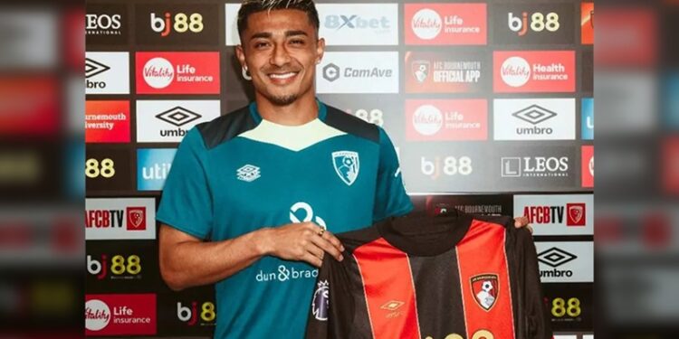 Julián Araujo ficha por el Bournemouth por 5 años