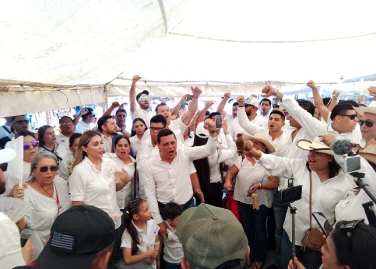 Logra su Registro el Dr. Ricardo Obeso Treviño aspirante a la Sria Gral. de la Sección X del SNTSS