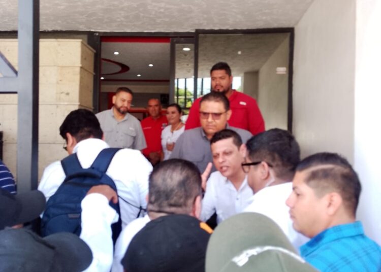 Logra su Registro el Dr. Ricardo Obeso Treviño aspirante a la Sria Gral. de la Sección X del SNTSS