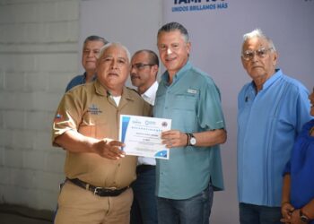 “Los bomberos son héroes de toda la vida”: Chucho Nader