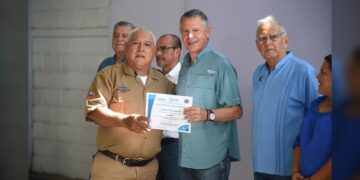 “Los bomberos son héroes de toda la vida”: Chucho Nader