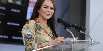 Entregará NLD mochilas, uniformes y Útiles escolares el primer día de clases