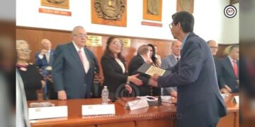 Marcelino García Contreras recibe reconocimiento por 35 años de labor periodista y trayectoria