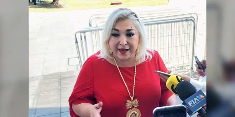 “Mejoraremos la infraestructura de las Oficinas Fiscales”: Adriana Lozano