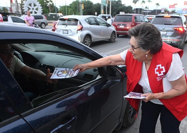 Participa Cruz Roja en campaña de Tránsito dirigida a motociclistas