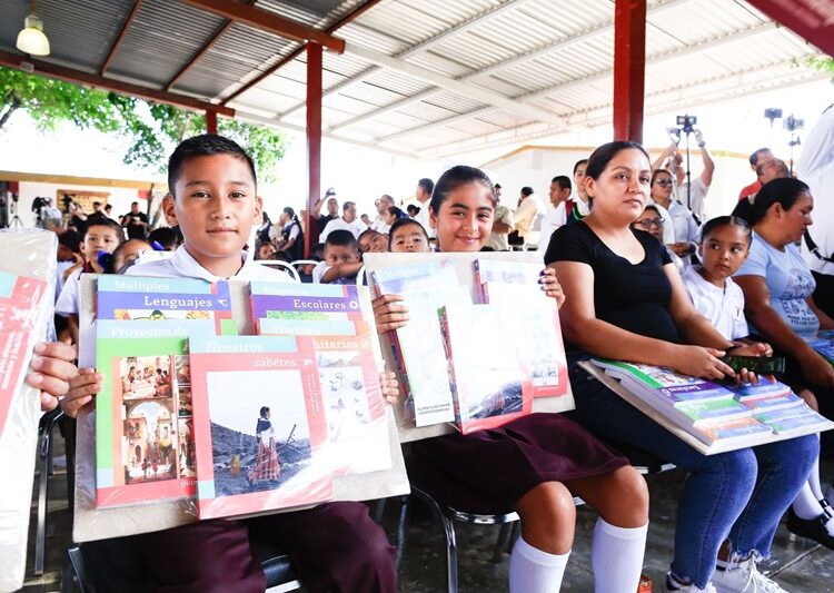 Pone en marcha Américo ciclo escolar 2024-2025; más de 340 mdp en apoyos educativos