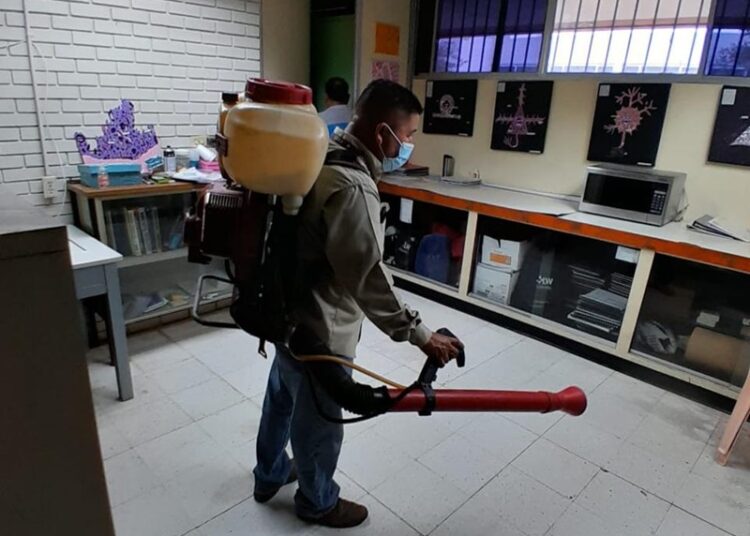 Procura la UAT espacios sanitizados para el retorno a clases de universitarios