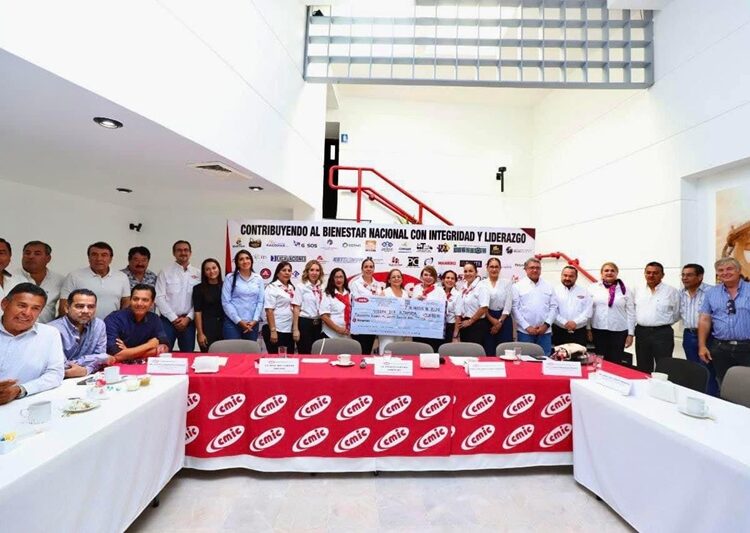 Recibe DIF Altamira importante donación por parte de la CMIC Tamaulipas