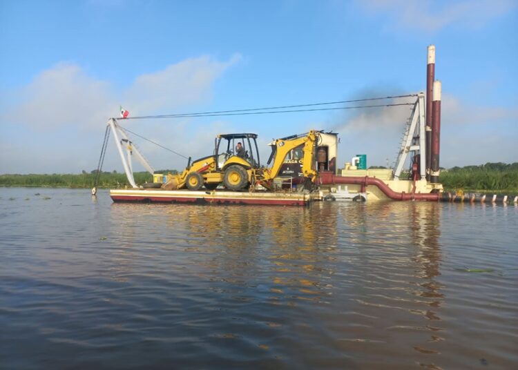 Reconoce alcalde trabajo de COMAPA Altamira por desazolve de sistema lagunario