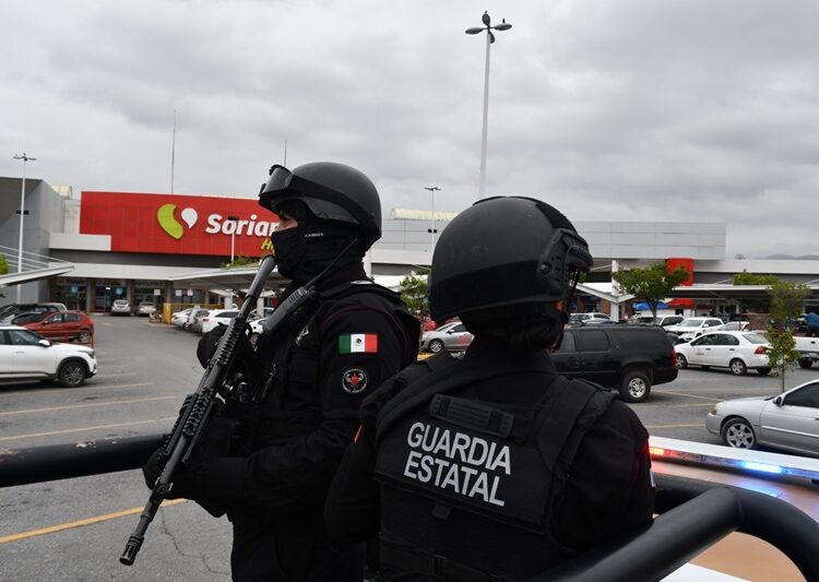 Refuerza Guardia Estatal vigilancia en comercios ante compras de regreso a clases