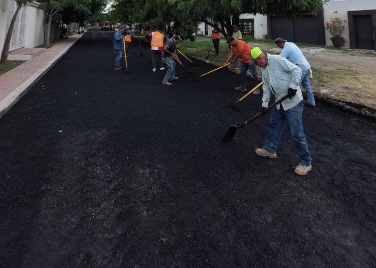 Rehabilita Municipio 33 mil m2 más de asfalto en calles y caminos ejidales