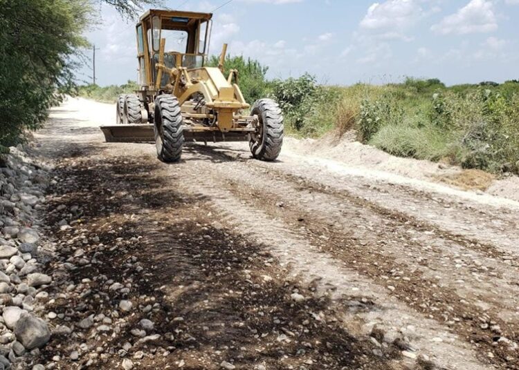 Rehabilita Municipio 33 mil m2 más de asfalto en calles y caminos ejidales