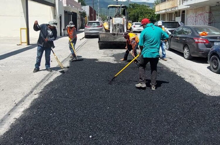 Rehabilita Municipio 33 mil m2 más de asfalto en calles y caminos ejidales