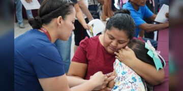 Responden familias a campaña de vacunación del Sistema DIF y Jurisdicción Sanitaria 5