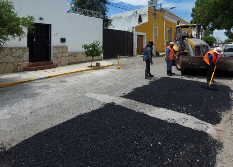 Restauran Municipio y Gobierno del Estado más 3,950 m2 de pavimento