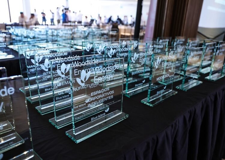 Reconocen a graduados del primer Programa de Desarrollo de Proveedores Blue Wave en Tamaulipas