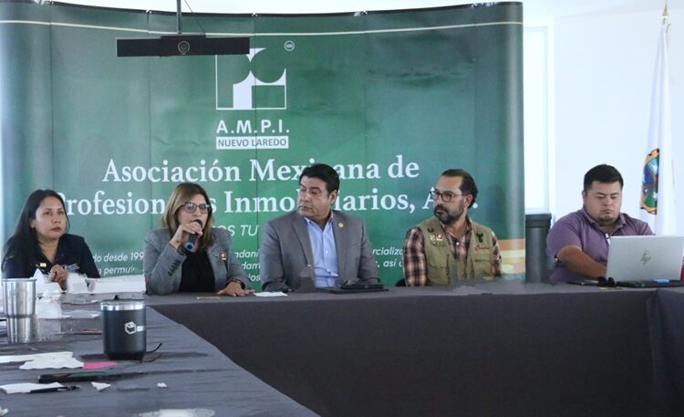 Unen esfuerzos SEDUMA y la AMPI para ordenar el crecimiento urbano en Nuevo Laredo