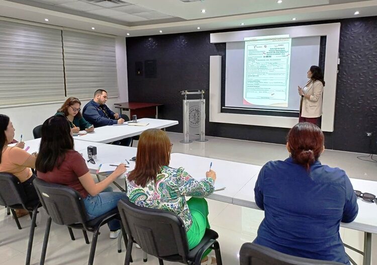 Capacita ITABEC a personal educativo sobre Beca “Futuro Tamaulipas”