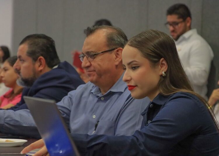 Capacitan a directivos de educación superior para mejorar procesos administrativos en Tamaulipas