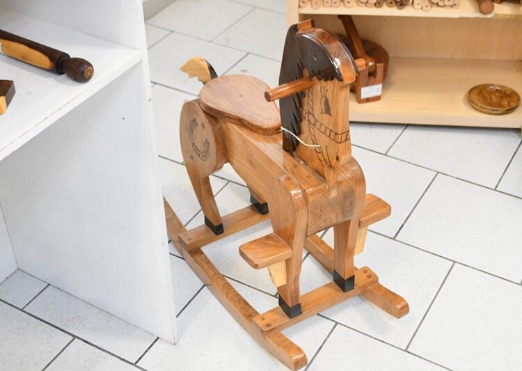 Realiza SSPT exposición itinerante de artesanías hechas en CEDES