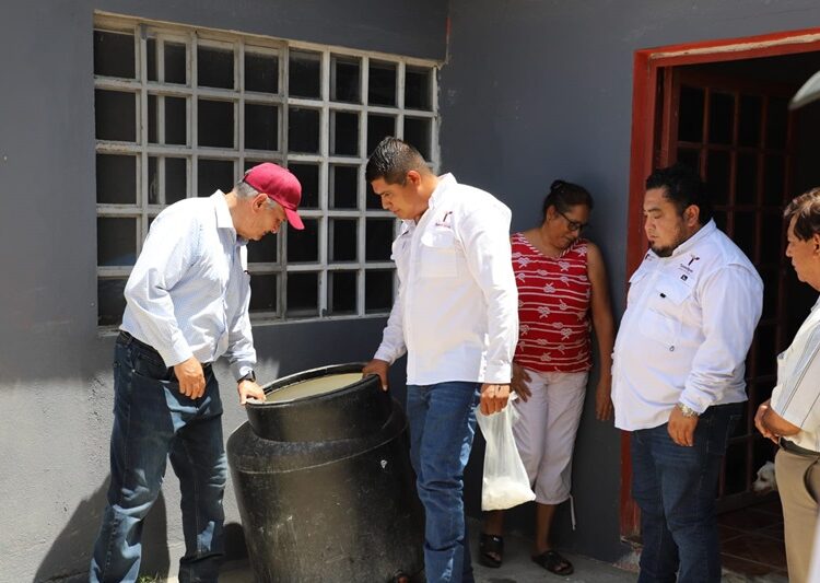 Actualiza Secretaría de Salud al personal médico sobre el dengue