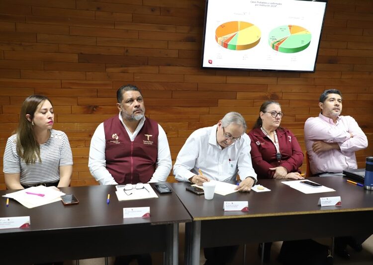 Pide Salud a la población no medicarse y actuar contra el dengue